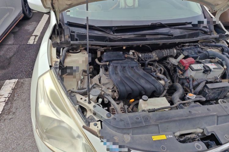 Used Nissan Tiida 2014 1.6L CVT Comfort Model Engine Bay Right