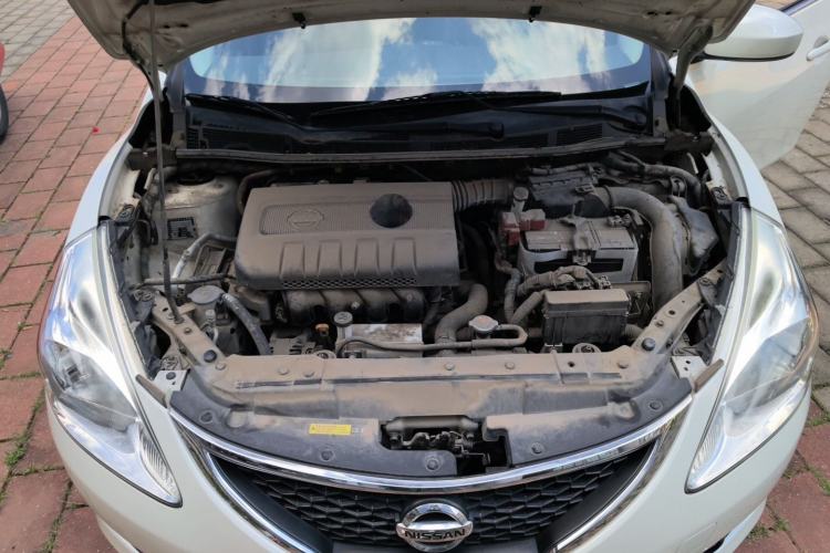 Used Nissan Tiida 2014 1.6L CVT Smart Model Engine Bay