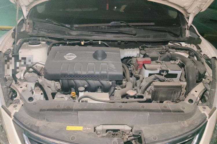 Used Nissan Tiida 2014 1.6L CVT Smart Model Engine Bay
