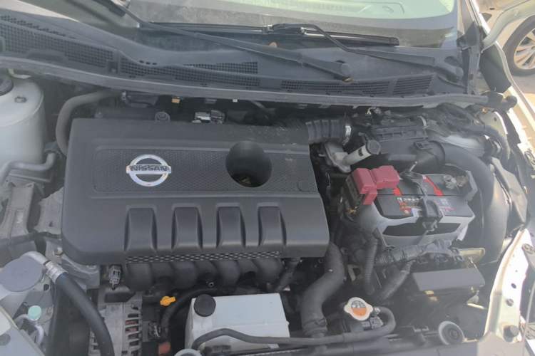 Used Nissan Tiida 2014 1.6L CVT Smart Model Engine Bay