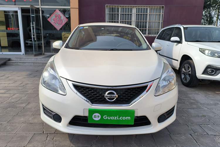 Used Nissan Tiida 2014 1.6L Manual Comfort Model Exterior 1