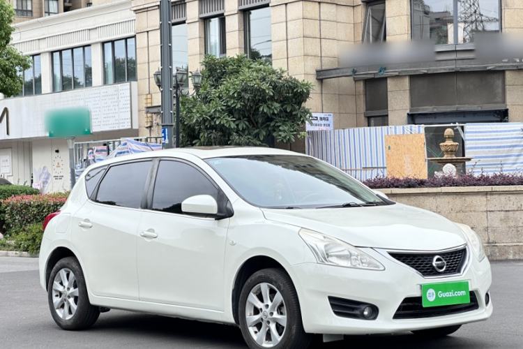 Used Nissan Tiida 2014 1.6L CVT Smart Model Exterior 2