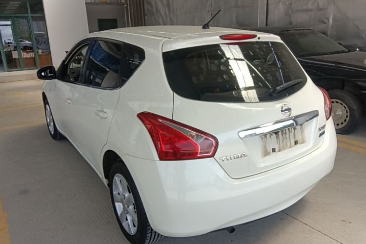 Used Nissan Tiida 2014 1.6L CVT Comfort Model Exterior 2