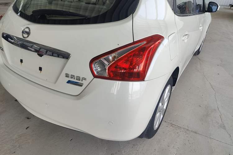 Used Nissan Tiida 2014 1.6L CVT Comfort Model Exterior 3