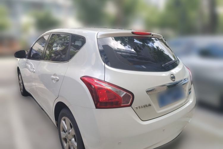 Used Nissan Tiida 2014 1.6L CVT Smart Model Exterior 3