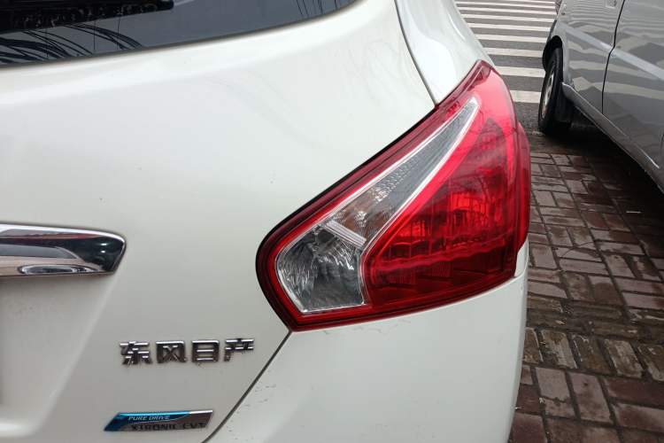 Used Nissan Tiida 2014 1.6L CVT Comfort Model Exterior 3