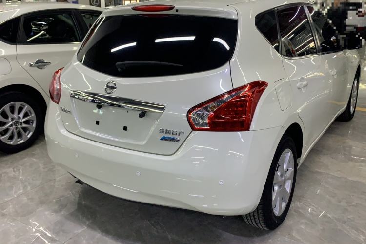 Used Nissan Tiida 2014 1.6L CVT Smart Model Exterior 4