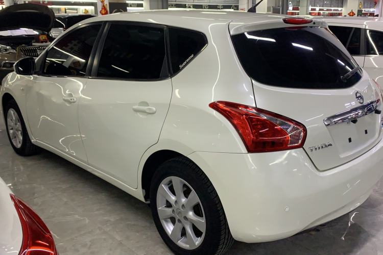 Used Nissan Tiida 2014 1.6L CVT Smart Model Exterior 5