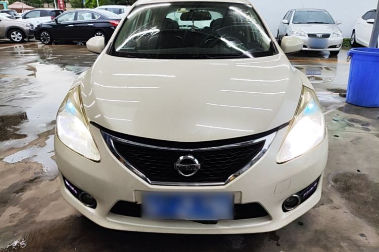 Used Nissan Tiida 2014 1.6L CVT Smart Model Front