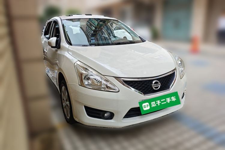 Used Nissan Tiida 2014 1.6L CVT Smart Model Front Right 45 Deg