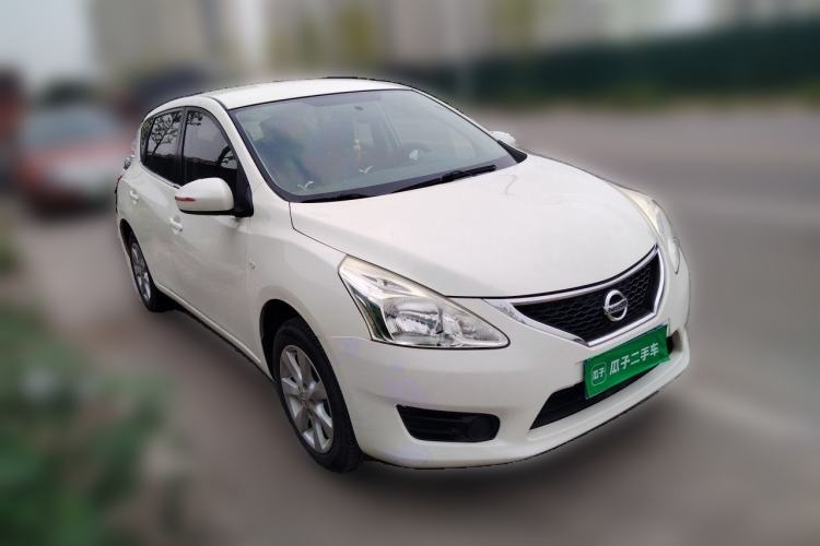 Used Nissan Tiida 2014 1.6L CVT Comfort Model Front Right 45 Deg