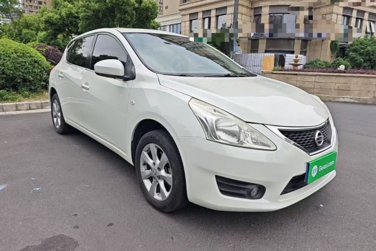 Used Nissan Tiida 2014 1.6L CVT Smart Model Front Right 45 Deg