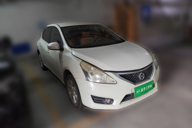 Used Nissan Tiida 2014 1.6L CVT Comfort Model Front Right 45 Deg