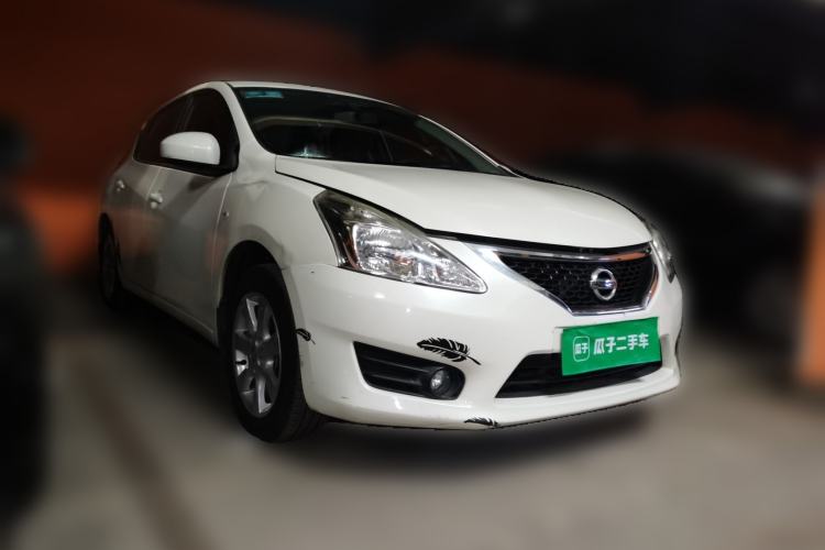 Used Nissan Tiida 2014 1.6L CVT Smart Model Front Right 45 Deg