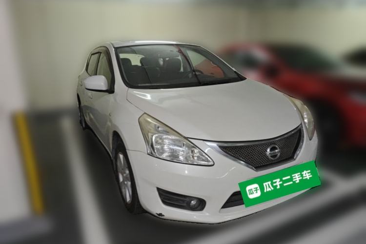 Used Nissan Tiida 2014 1.6L CVT Smart Model Front Right 45 Deg
