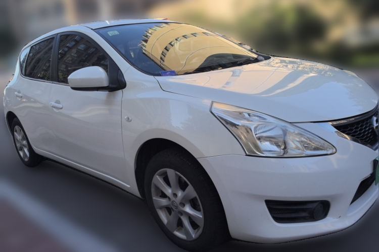 Used Nissan Tiida 2014 1.6L CVT Comfort Model Front Right 45 Deg