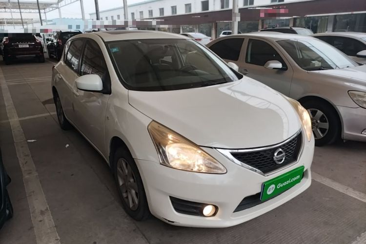 Used Nissan Tiida 2014 1.6L CVT Smart Model Front Right 45 Deg