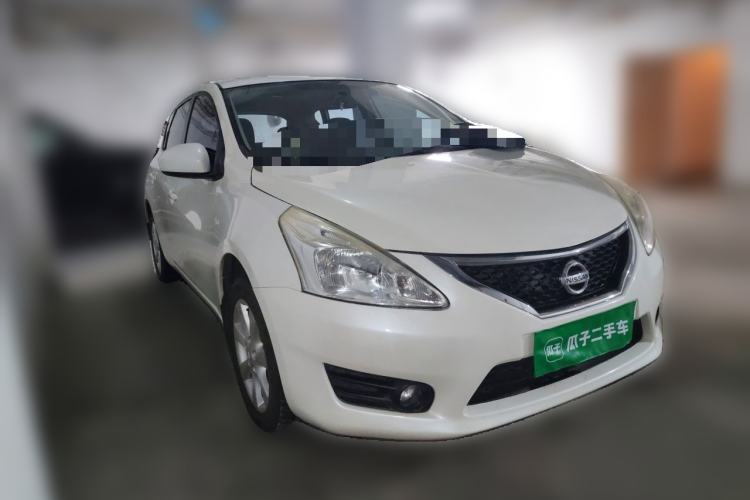 Used Nissan Tiida 2014 1.6L CVT Smart Model Front Right 45 Deg