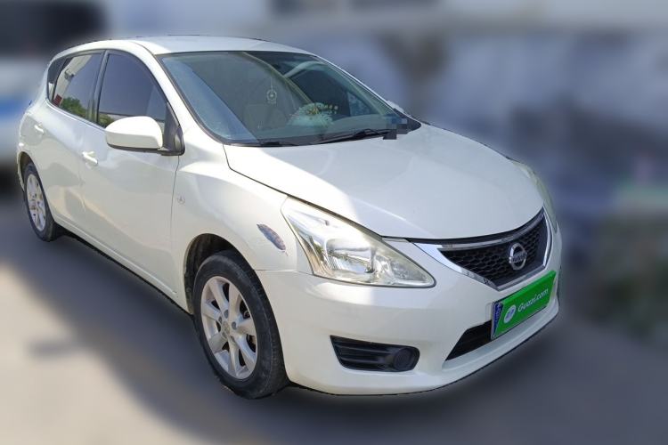 Used Nissan Tiida 2014 1.6L CVT Comfort Model Front Right 45 Deg