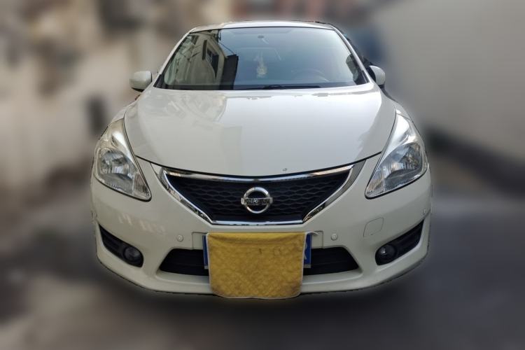 Used Nissan Tiida 2014 1.6L CVT Smart Model Front