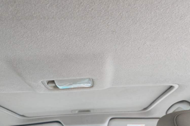 Used Nissan Tiida 2014 1.6L CVT Smart Model Headliner