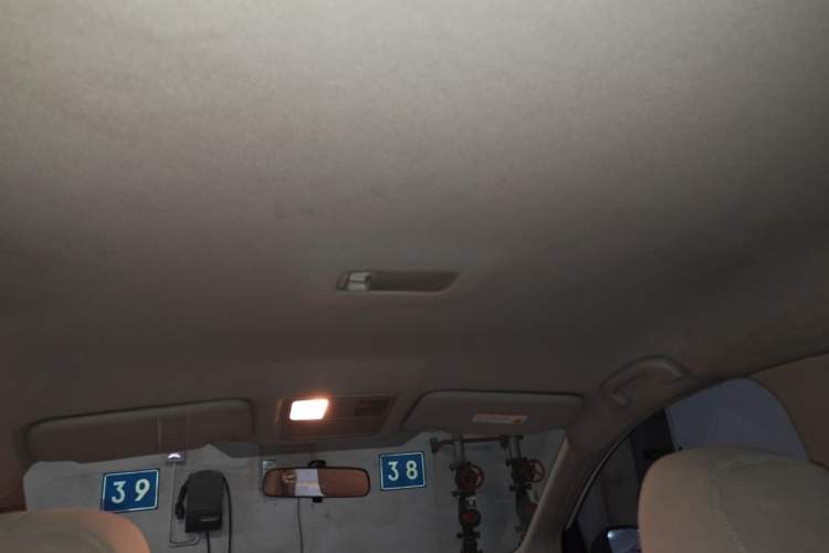 Used Nissan Tiida 2014 1.6L CVT Comfort Model Headliner