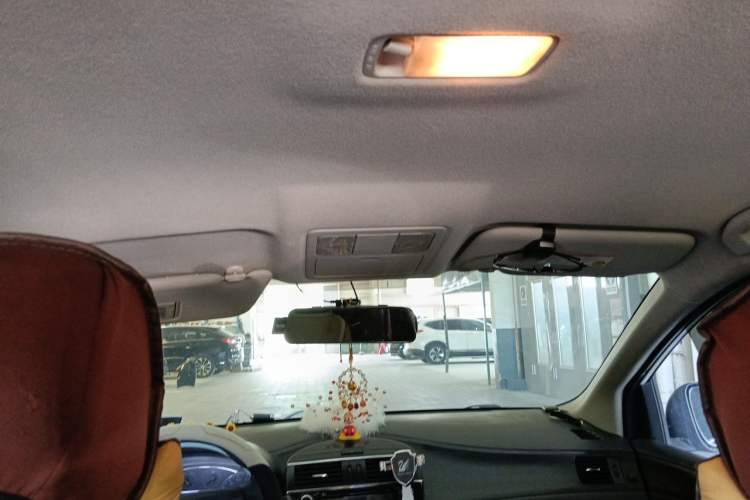 Used Nissan Tiida 2014 1.6L CVT Comfort Model Headliner