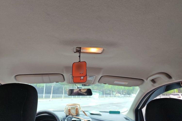 Used Nissan Tiida 2014 1.6L CVT Comfort Model Headliner