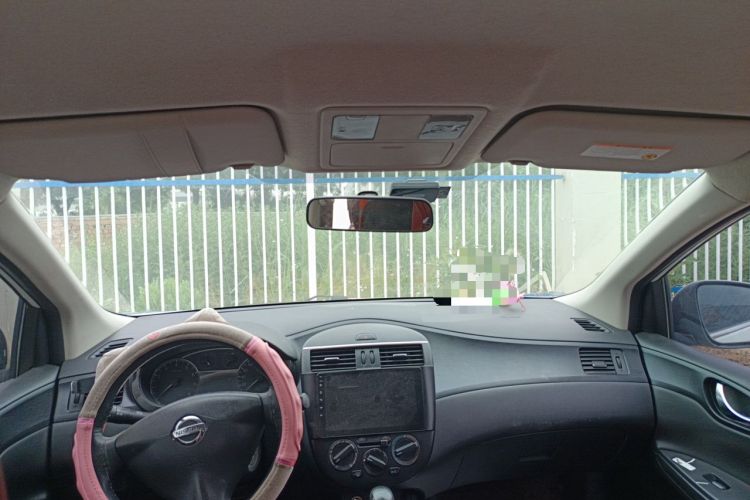 Used Nissan Tiida 2014 1.6L CVT Comfort Model Headliner
