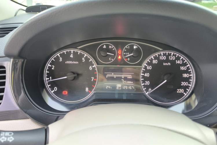 Used Nissan Tiida 2014 1.6L CVT Smart Model Instrument Cluster