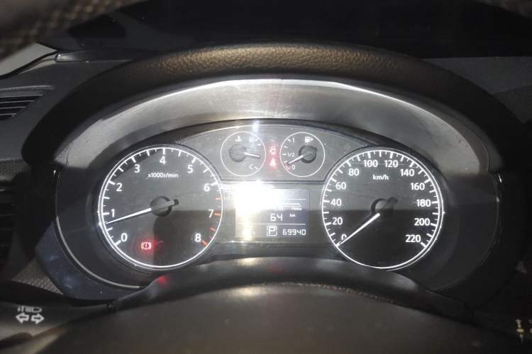 Used Nissan Tiida 2014 1.6L CVT Cool Cafe Edition Instrument Cluster