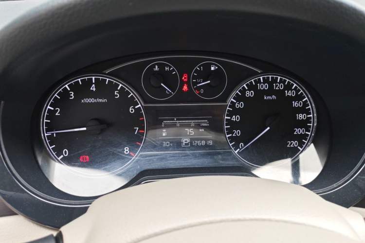 Used Nissan Tiida 2014 1.6L CVT Smart Model Instrument Cluster