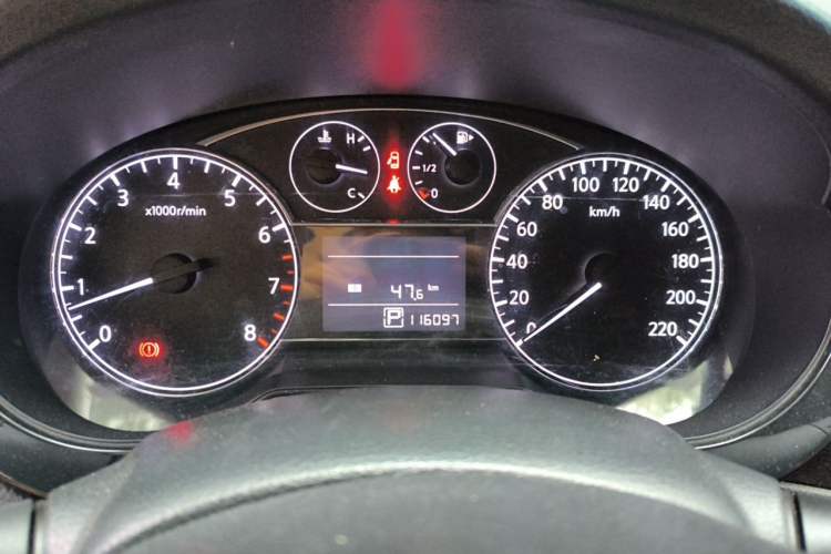 Used Nissan Tiida 2014 1.6L CVT Comfort Model Instrument Cluster
