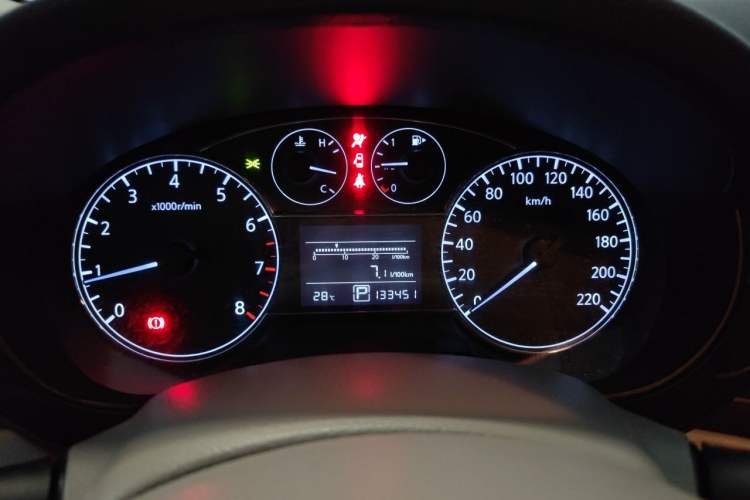 Used Nissan Tiida 2014 1.6L CVT Comfort Model Instrument Cluster