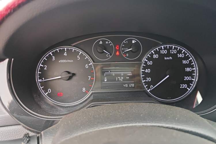 Used Nissan Tiida 2014 1.6L Manual Comfort Model Instrument Cluster