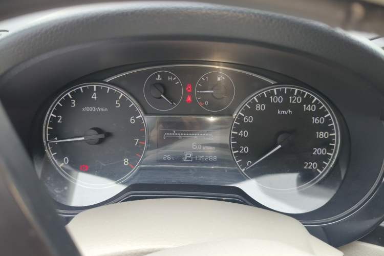 Used Nissan Tiida 2014 1.6L CVT Comfort Model Instrument Cluster