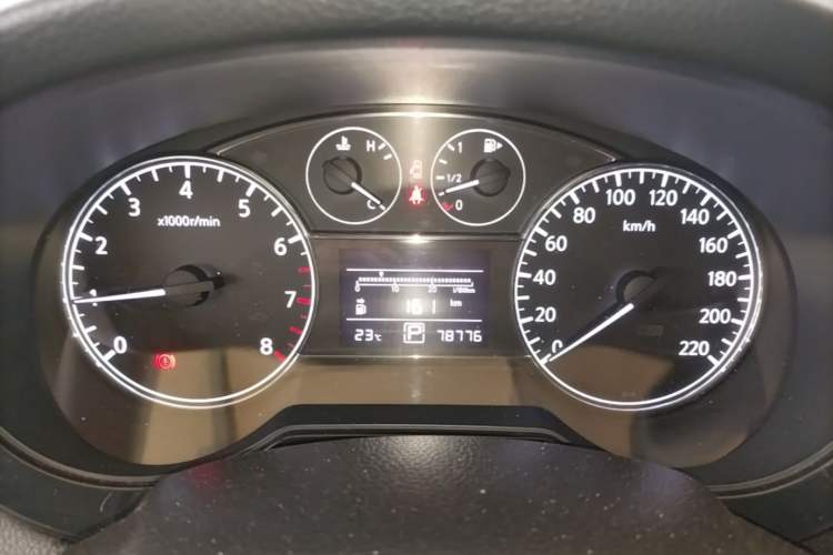 Used Nissan Tiida 2014 1.6L CVT Smart Model Instrument Cluster