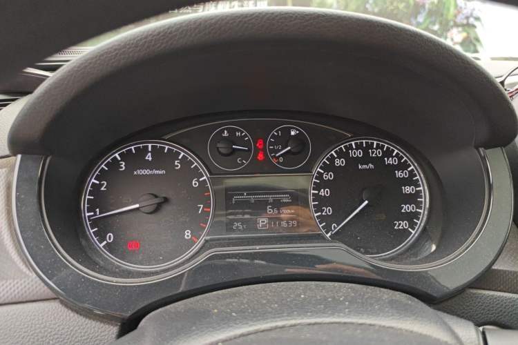 Used Nissan Tiida 2014 1.6L CVT Cool Cafe Edition Instrument Cluster