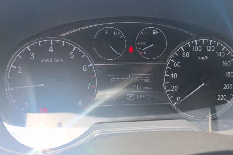 Used Nissan Tiida 2014 1.6L CVT Smart Model Instrument Cluster