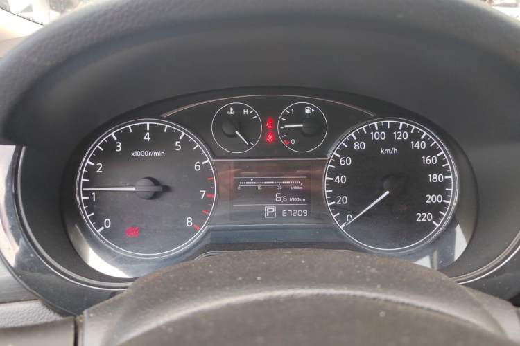 Used Nissan Tiida 2014 1.6L CVT Comfort Model Instrument Cluster