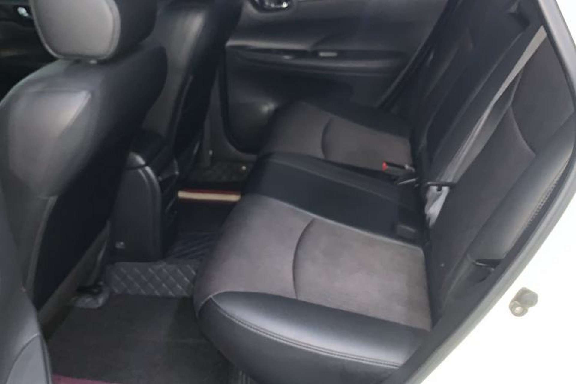 Used Nissan Tiida 2014 1.6L CVT Smart Model Interior 2