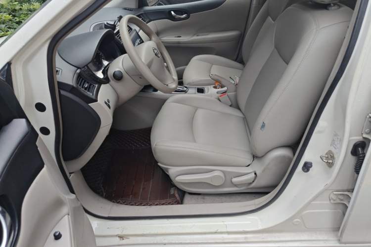 Used Nissan Tiida 2014 1.6L CVT Comfort Model Left Front Seat
