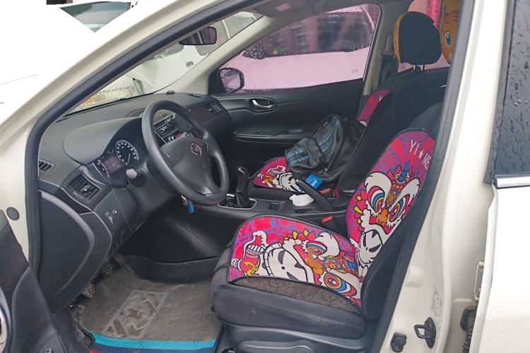 Used Nissan Tiida 2014 1.6L Manual Comfort Model Left Front Seat