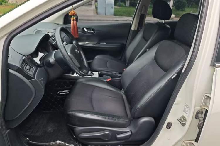 Used Nissan Tiida 2014 1.6L CVT Smart Model Left Front Seat