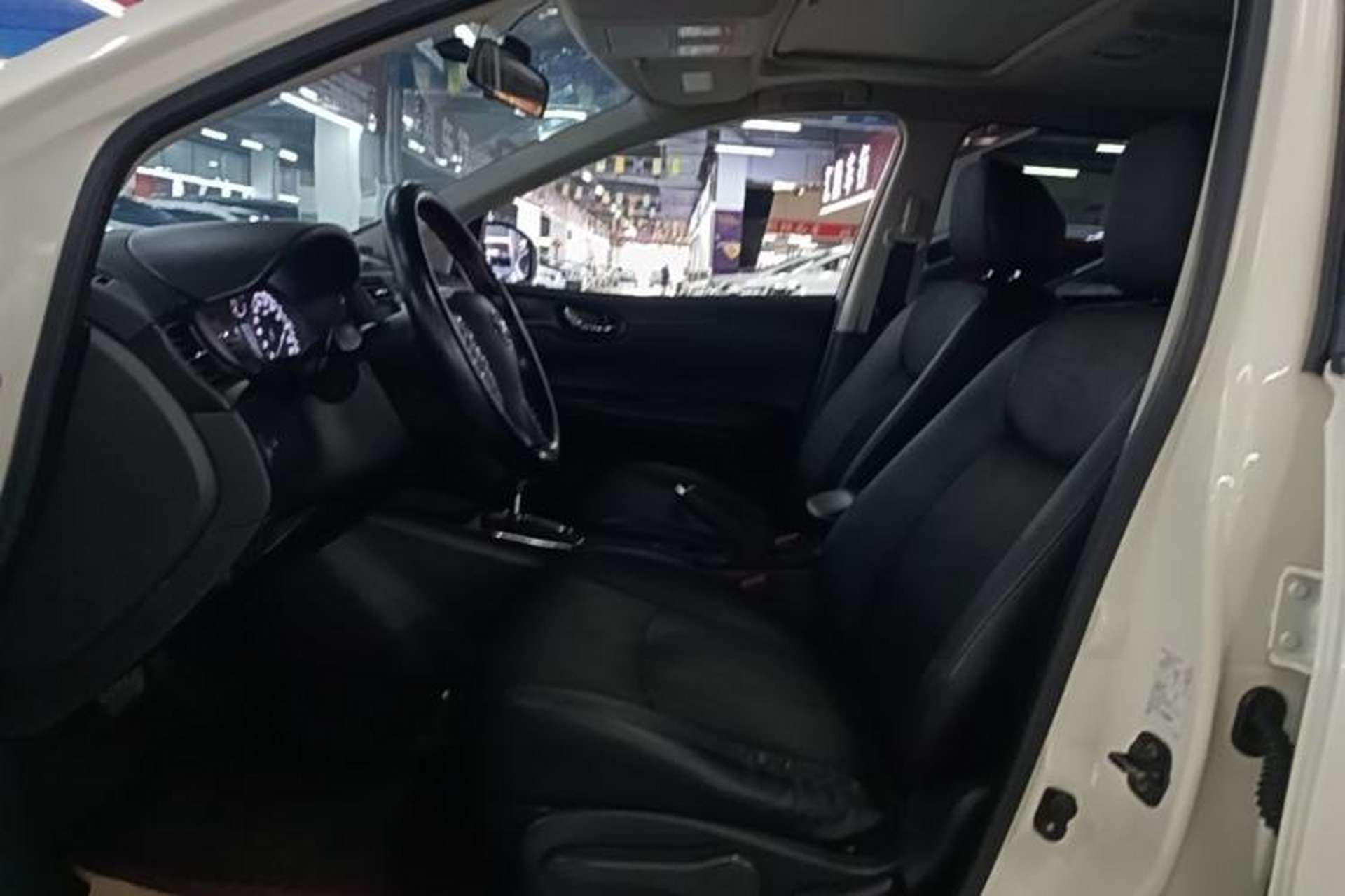 Used Nissan Tiida 2014 1.6L CVT Smart Model Left Front Seat