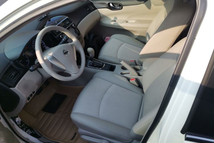 Used Nissan Tiida 2014 1.6L CVT Smart Model Left Front Seat