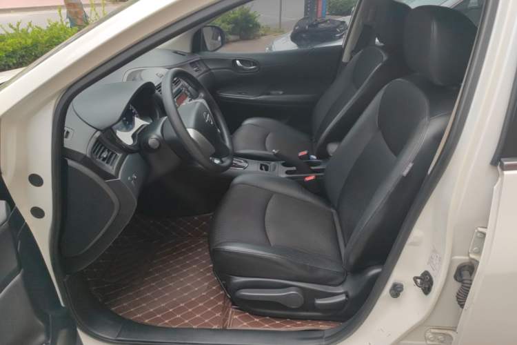 Used Nissan Tiida 2014 1.6L CVT Smart Model Left Front Seat