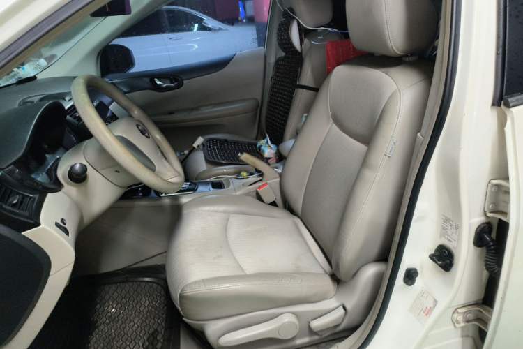 Used Nissan Tiida 2014 1.6L CVT Smart Model Left Front Seat
