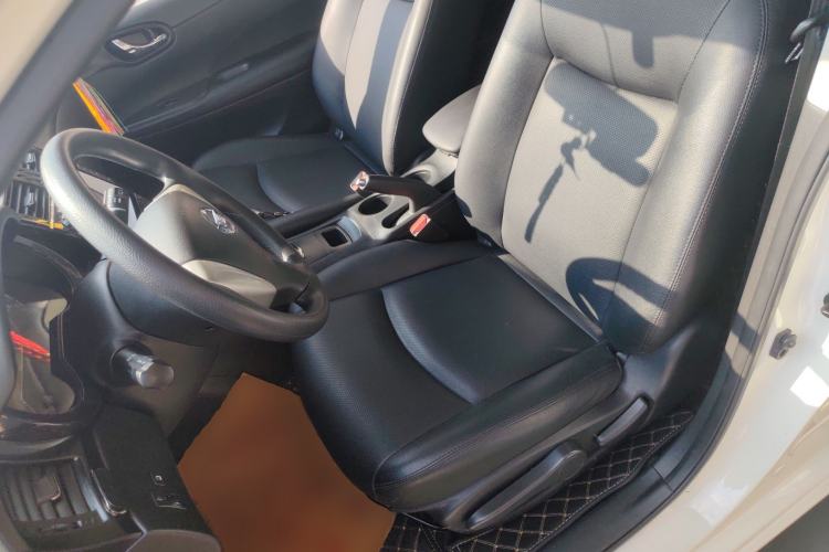 Used Nissan Tiida 2014 1.6L CVT Smart Model Left Front Seat