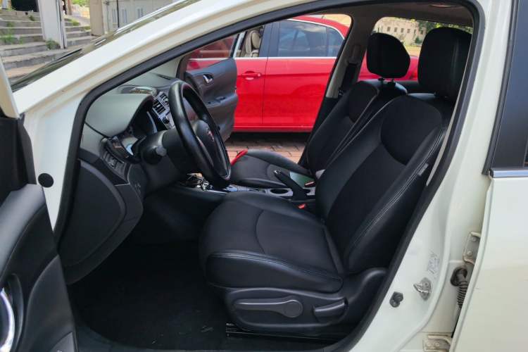 Used Nissan Tiida 2014 1.6L CVT Smart Model Left Front Seat